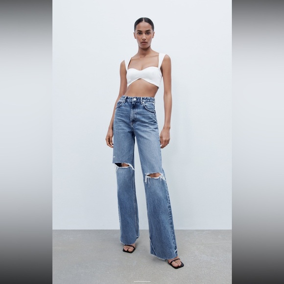 Light wash high waist extra long wide leg with rips Jean - Picture 1 of 5